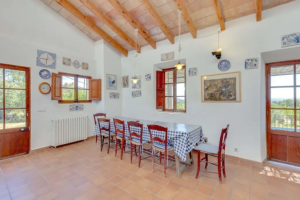 Villa Finca Aubons Sa Pobla Spain